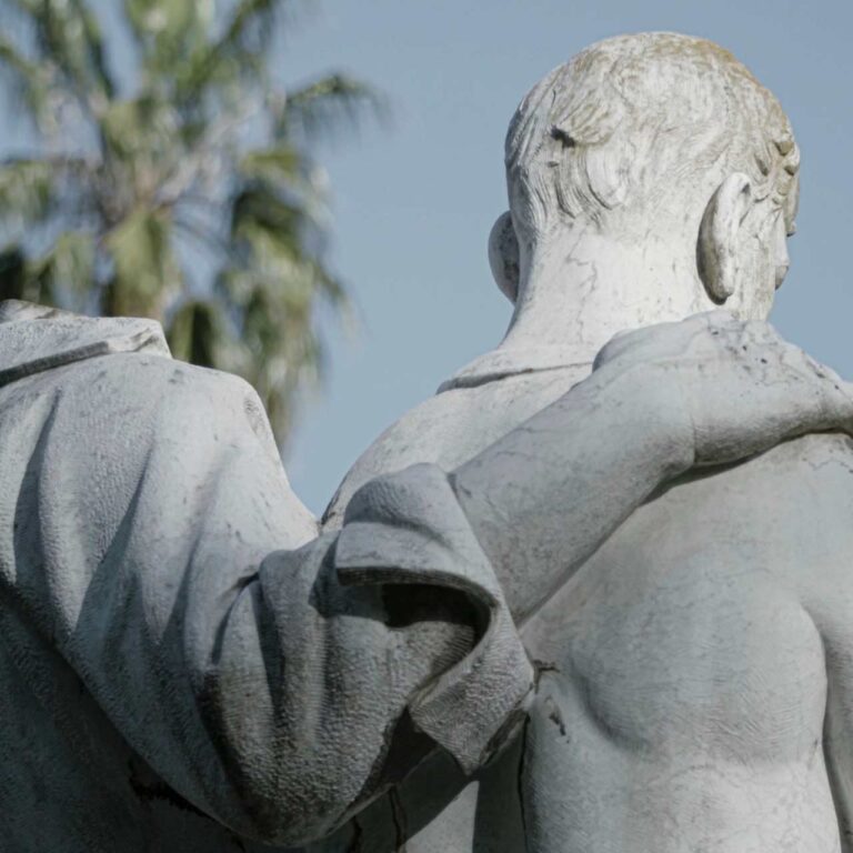 ¿Qué secretos esconden los monumentos de Buenos Aires?